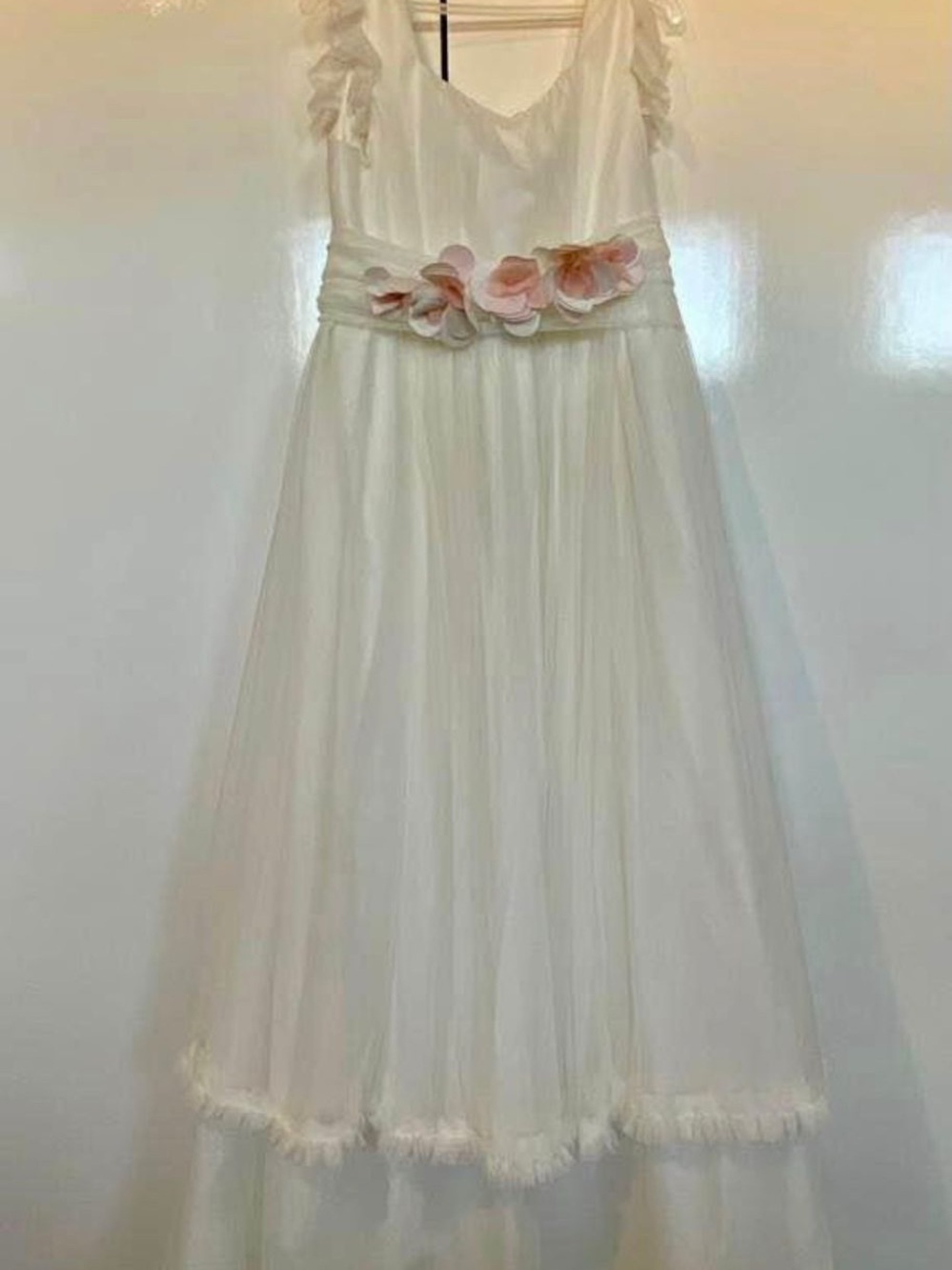 Girls Ivory Tulle Flower Waist Dress